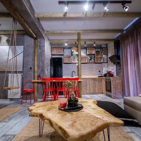 Thesseasyliving Apartment